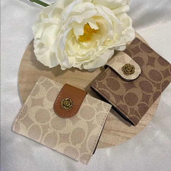 NWT Brown Tan Women's Fashion Wallet Card Holder - Picture 4 of 6